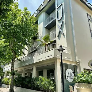 *** Hotel Lux Italia